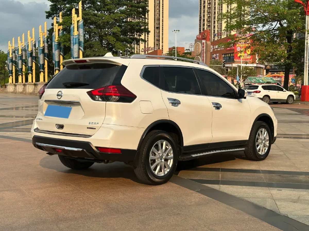 2020 Nissan X-Trail 2.0L 154HP L4 CVT,autocango,china used car exporter,china ev exporter,chinese used car exporter,chinese used ev exporter