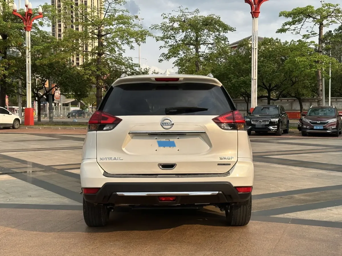 2020 Nissan X-Trail 2.0L 154HP L4 CVT,autocango,china used car exporter,china ev exporter,chinese used car exporter,chinese used ev exporter