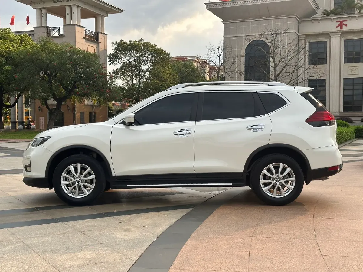 2020 Nissan X-Trail 2.0L 154HP L4 CVT,autocango,china used car exporter,china ev exporter,chinese used car exporter,chinese used ev exporter