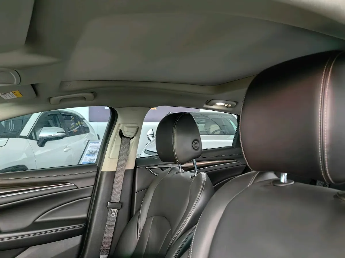 2020 Buick Larcosse 2.0T 237HP L4 9AT,autocango,china used car exporter,china ev exporter,chinese used car exporter,chinese used ev exporter