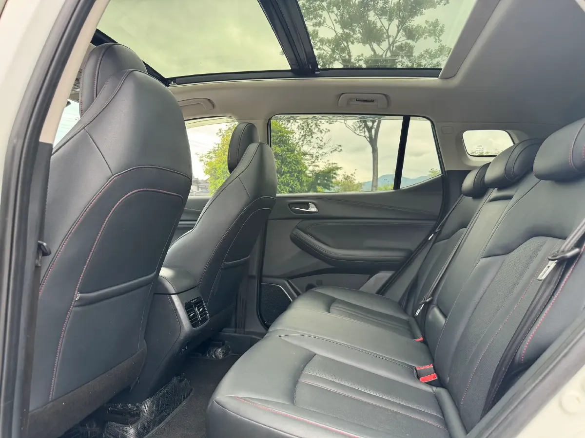 2021 GAC Trumpchi GS4 1.5T 169HP L4 6AT,autocango,china used car exporter,china ev exporter,chinese used car exporter,chinese used ev exporter