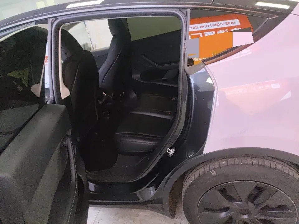 2024 Tesla Model Y BEV 78.4KWH,autocango,china used car exporter,china ev exporter,chinese used car exporter,chinese used ev exporter