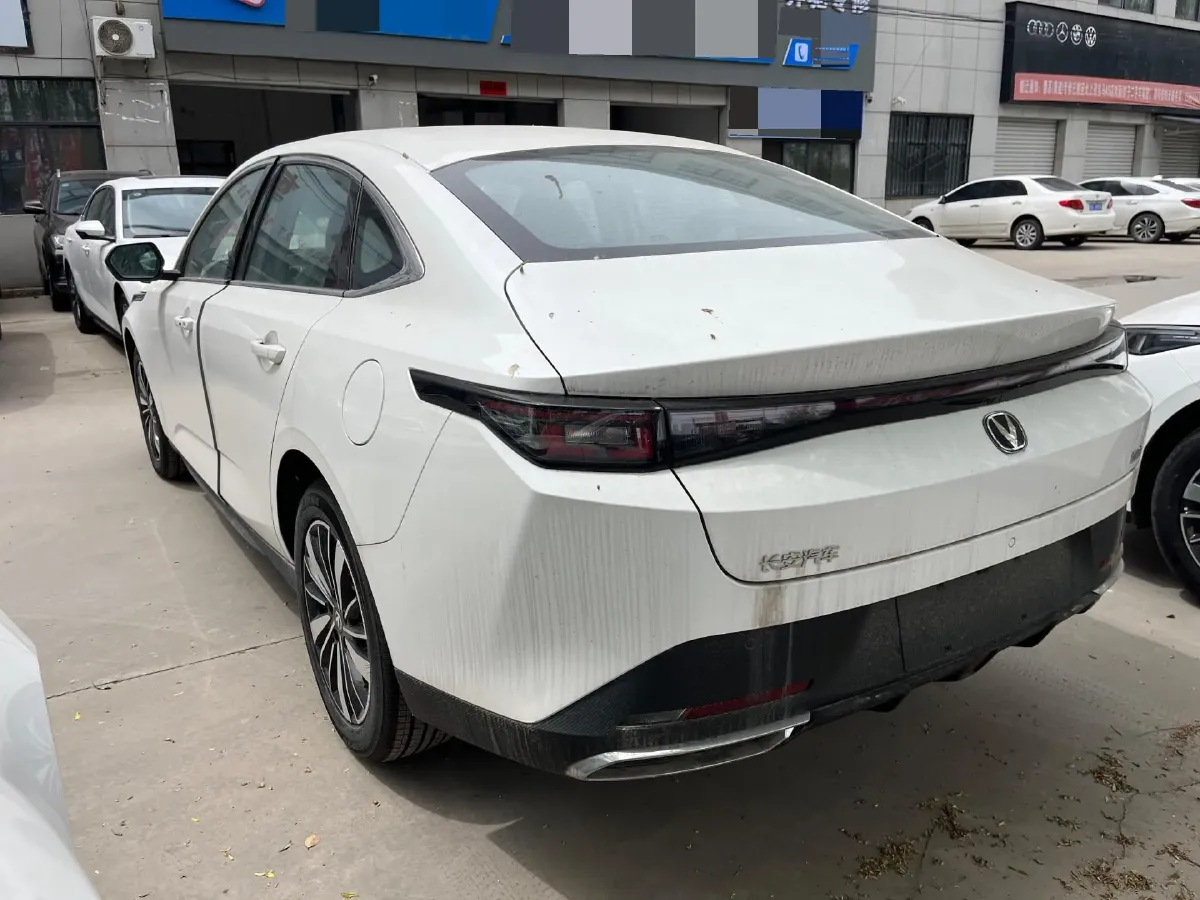 2025 ChangAn EadoPHEV 1.5L 98HP L4 E-CVT PHEV,autocango,china used car exporter,china ev exporter,chinese used car exporter,chinese used ev exporter