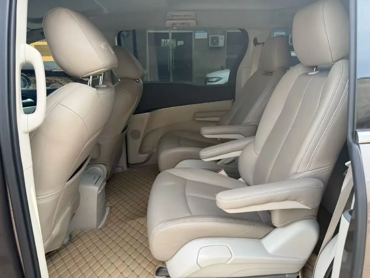 2023 Buick GL8 2.0T 237HP L4 9AT,autocango,china used car exporter,china ev exporter,chinese used car exporter,chinese used ev exporter