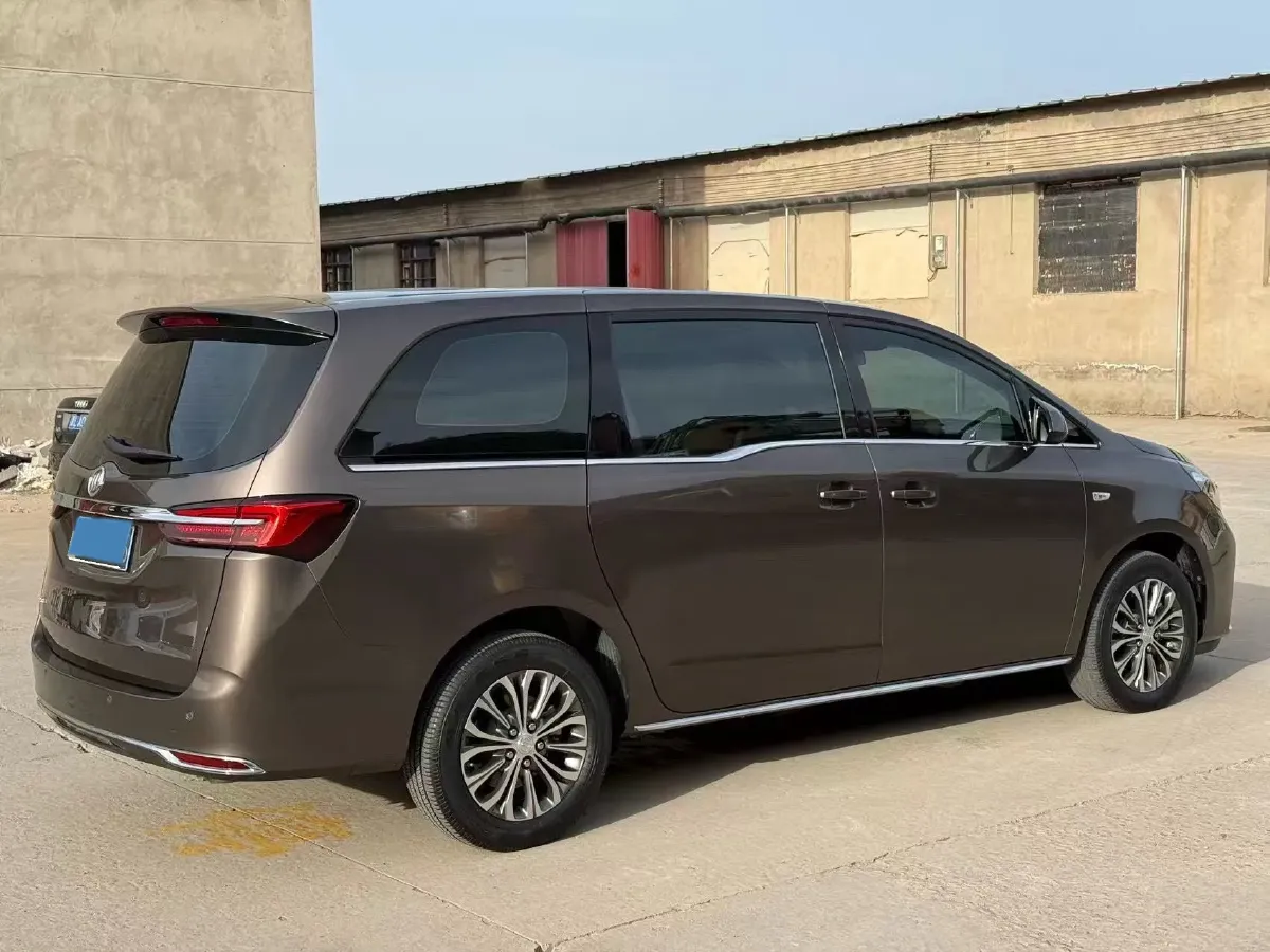 2023 Buick GL8 2.0T 237HP L4 9AT,autocango,china used car exporter,china ev exporter,chinese used car exporter,chinese used ev exporter