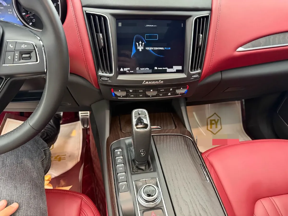 2019 Maserati Levante 3.0T 350HP V6 8AT,autocango,china used car exporter,china ev exporter,chinese used car exporter,chinese used ev exporter