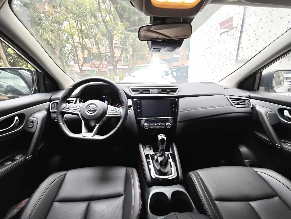 2022 Nissan Qashqai 2.0L 151HP L4 CVT,autocango,china used car exporter,china ev exporter,chinese used car exporter,chinese used ev exporter