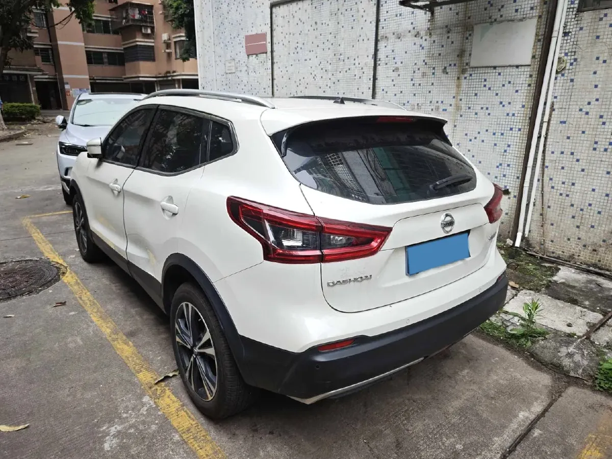2022 Nissan Qashqai 2.0L 151HP L4 CVT,autocango,china used car exporter,china ev exporter,chinese used car exporter,chinese used ev exporter