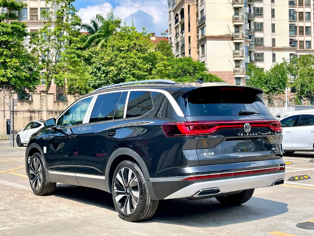 2024 Volkswagen Talagon 2.0T 220HP L4 7DCT,autocango,china used car exporter,china ev exporter,chinese used car exporter,chinese used ev exporter