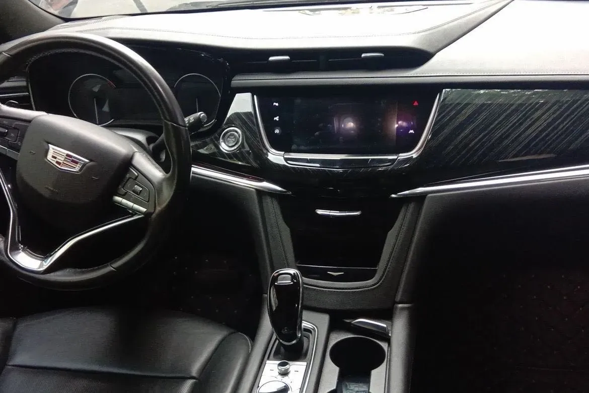 2020 Cadillac XT6 2.0T 237HP L4 9AT,autocango,china used car exporter,china ev exporter,chinese used car exporter,chinese used ev exporter