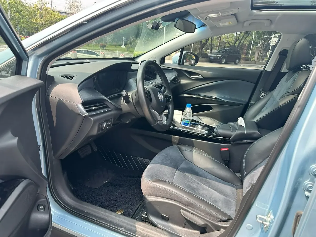 2020 Ford Escape 2.0T 248HP L4 8AT,autocango,china used car exporter,china ev exporter,chinese used car exporter,chinese used ev exporter