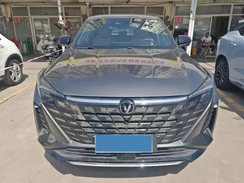 2024 ChangAn UNI-Z 1.5L 98HP L4 E-CVT PHEV 18.4KWH,autocango,china used car exporter,china ev exporter,chinese used car exporter,chinese used ev exporter