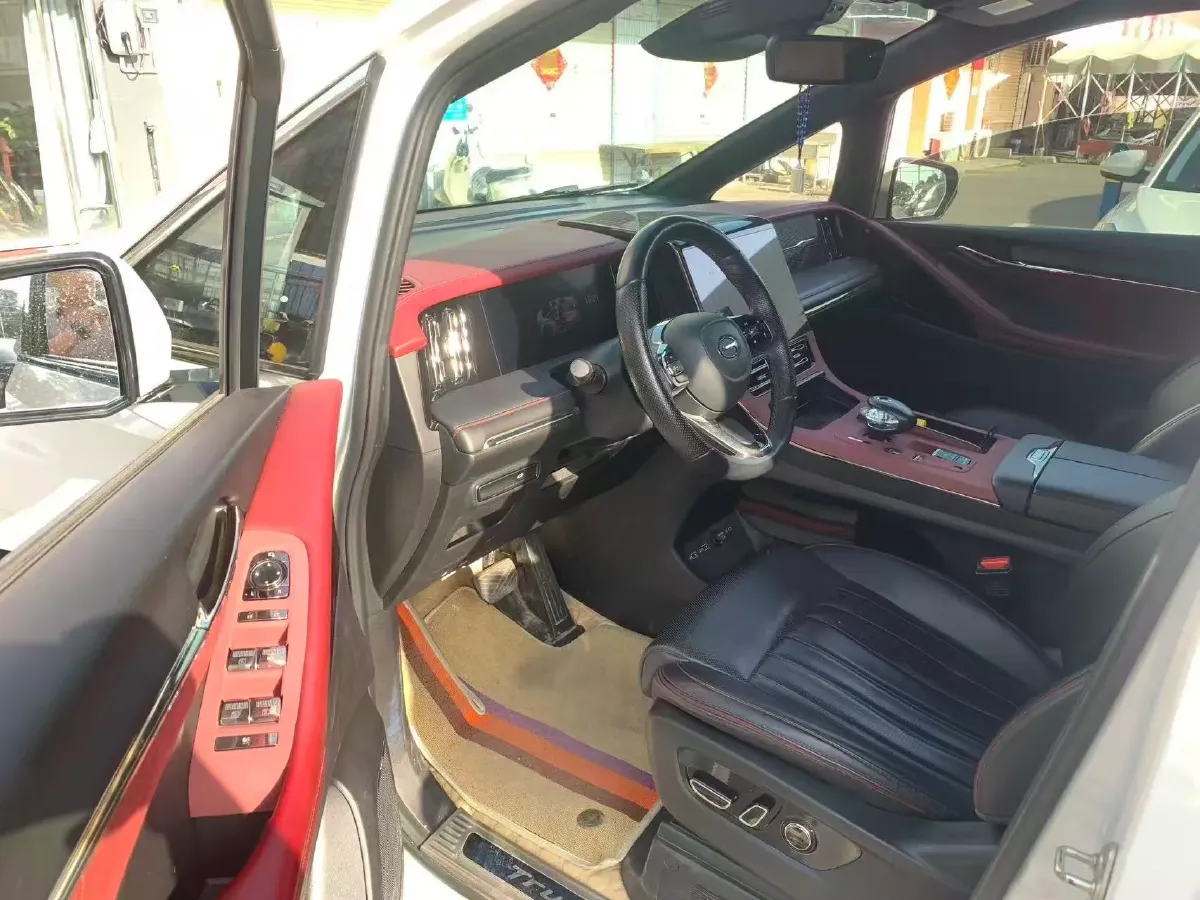 2023 GAC Trumpchi M8 2.0T 252HP L4 8AT,autocango,china used car exporter,china ev exporter,chinese used car exporter,chinese used ev exporter