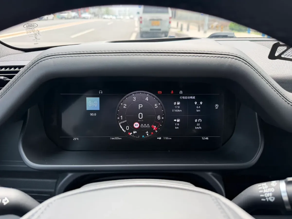 2023 Land Rover Defender 3.0T 400HP L6 8AT,autocango,china used car exporter,china ev exporter,chinese used car exporter,chinese used ev exporter