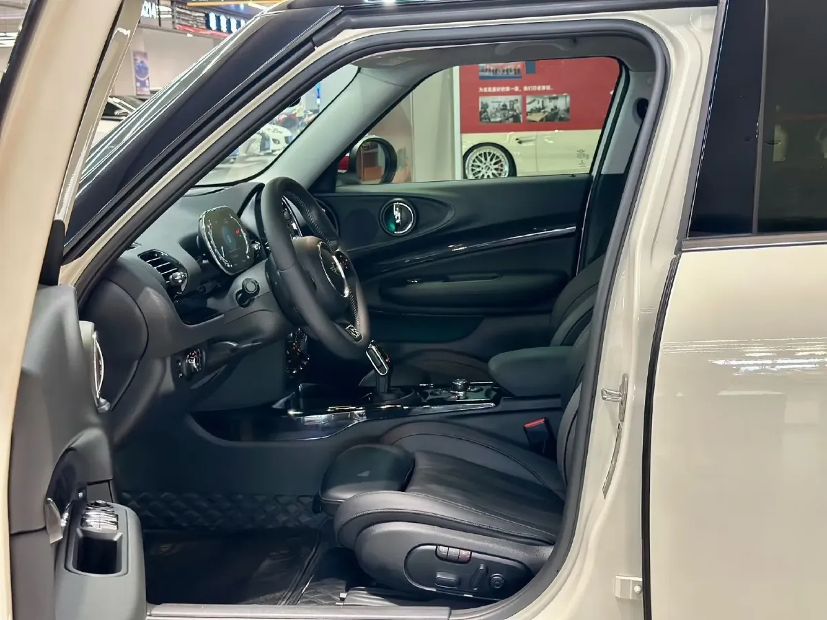 2022 MINI CLUBMAN 1.5T 136HP L3 7DCT,autocango,china used car exporter,china ev exporter,chinese used car exporter,chinese used ev exporter