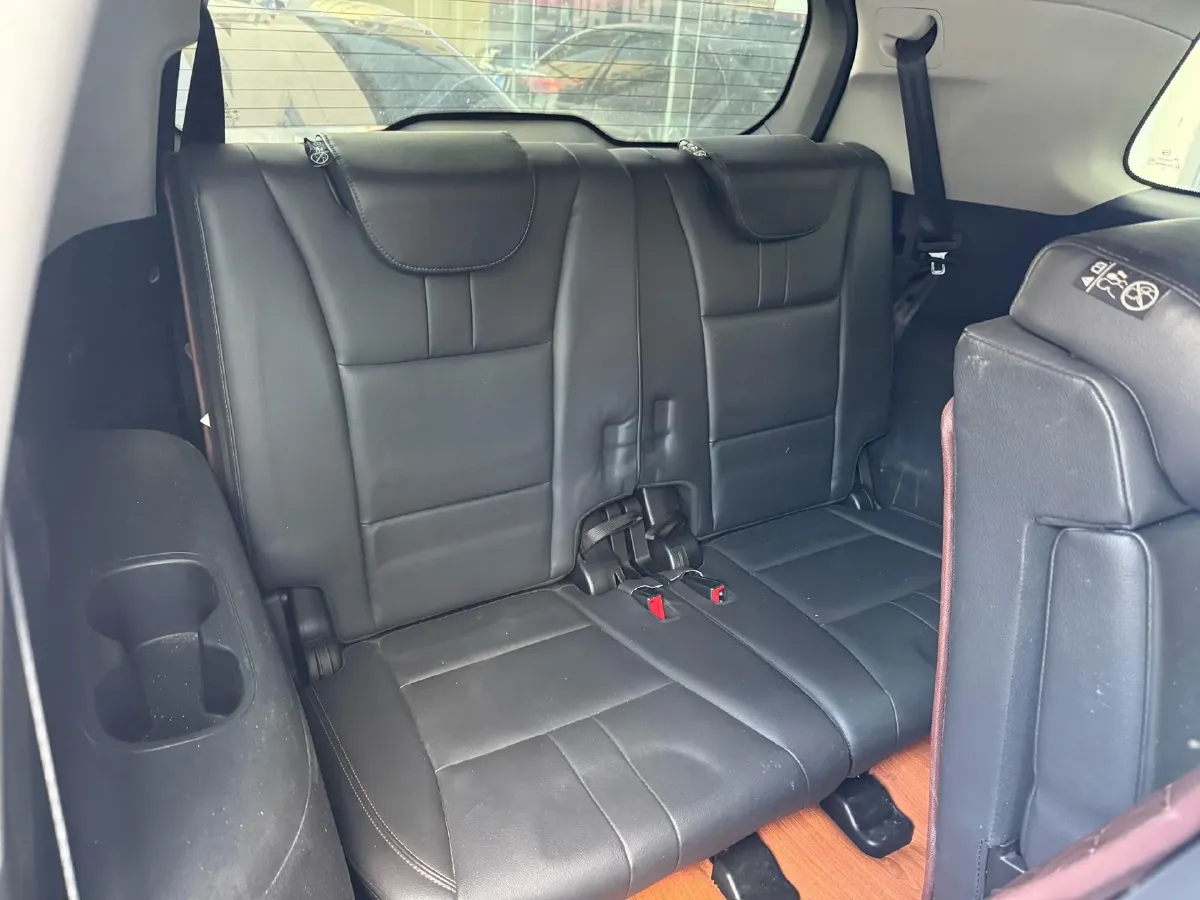 2017 GAC Trumpchi GS8 2.0T 201HP L4 6AT,autocango,china used car exporter,china ev exporter,chinese used car exporter,chinese used ev exporter