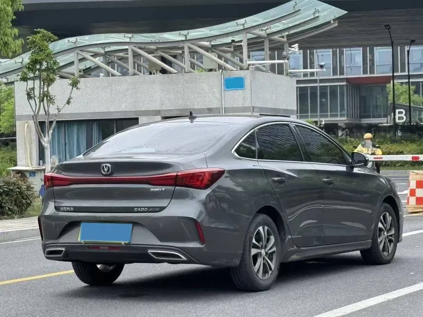 2023 ChangAn Eado 1.4T 160HP L4 7DCT,autocango,china used car exporter,china ev exporter,chinese used car exporter,chinese used ev exporter