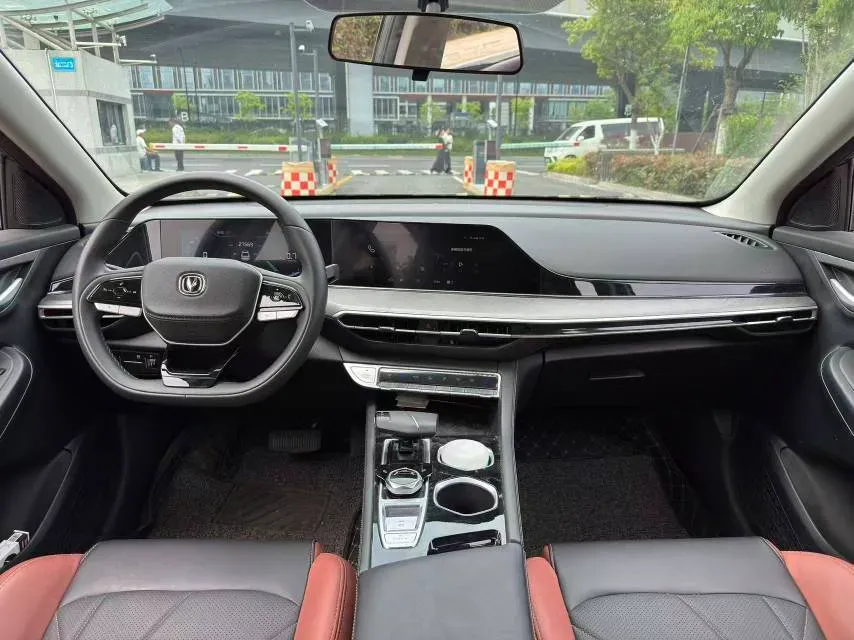 2023 ChangAn Eado 1.4T 160HP L4 7DCT,autocango,china used car exporter,china ev exporter,chinese used car exporter,chinese used ev exporter