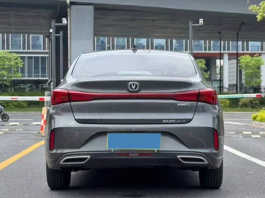 2023 ChangAn Eado 1.4T 160HP L4 7DCT,autocango,china used car exporter,china ev exporter,chinese used car exporter,chinese used ev exporter