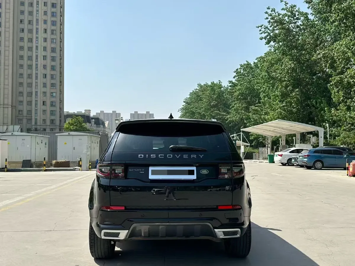 2021 Land Rover Discovery Sport 2.0T 249HP L4 9AT,autocango,china used car exporter,china ev exporter,chinese used car exporter,chinese used ev exporter