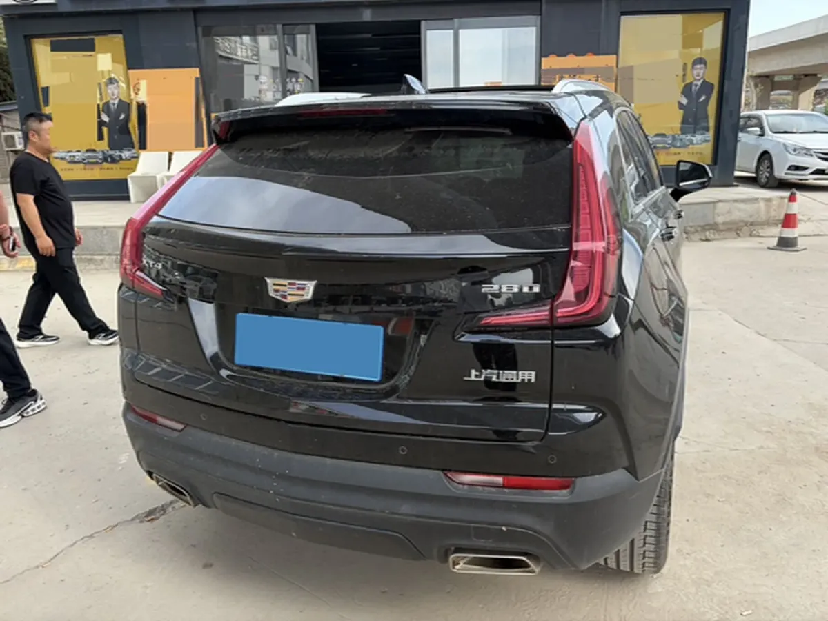 2021 Cadillac XT4 2.0T 237HP L4 9AT,autocango,china used car exporter,china ev exporter,chinese used car exporter,chinese used ev exporter