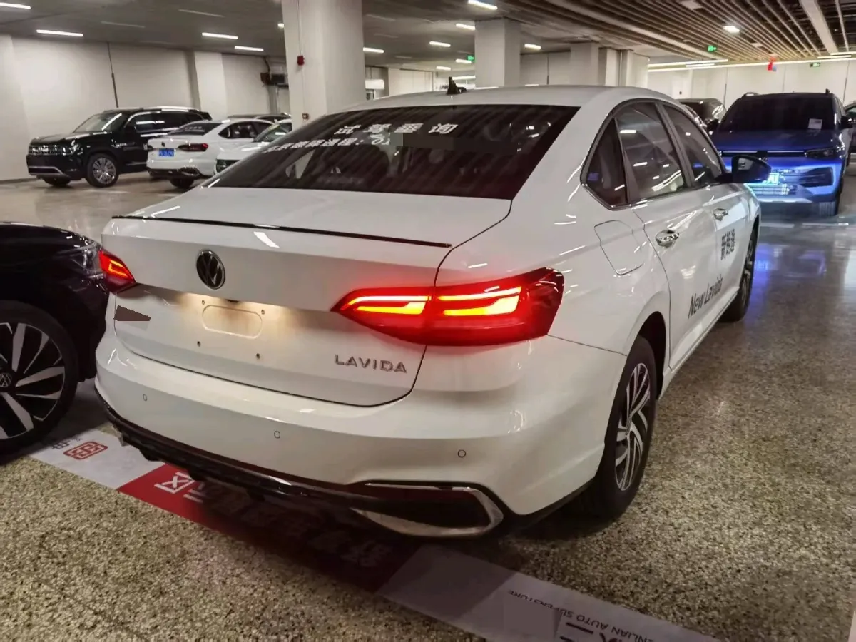 2024 Volkswagen Lavida 1.5T 160HP L4 7DCT,autocango,china used car exporter,china ev exporter,chinese used car exporter,chinese used ev exporter
