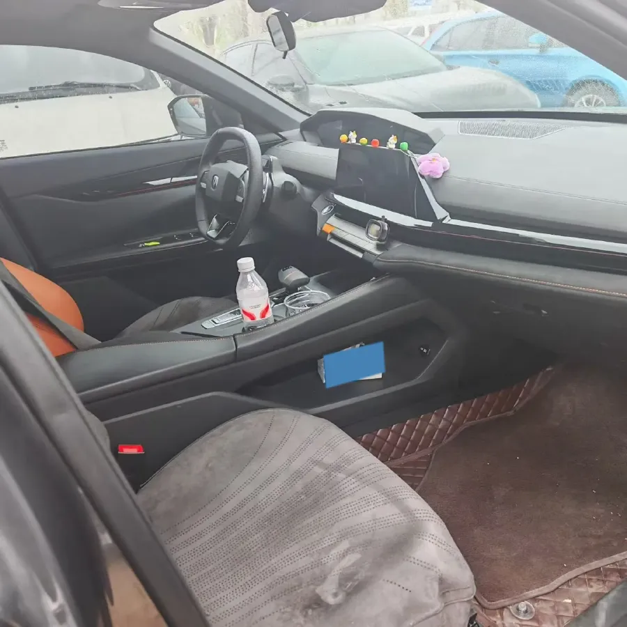 2024 ChangAn UNI-V 1.5T 188HP L4 7DCT,autocango,china used car exporter,china ev exporter,chinese used car exporter,chinese used ev exporter