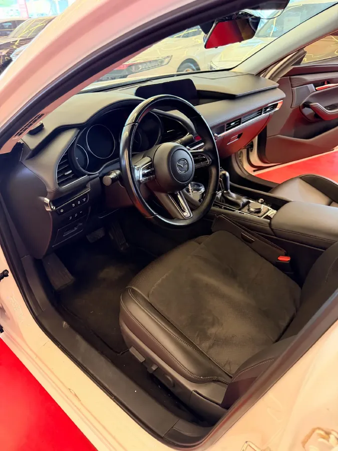 2023 Mazda 3 Axela 2.0L 158HP L4 6AT,autocango,china used car exporter,china ev exporter,chinese used car exporter,chinese used ev exporter