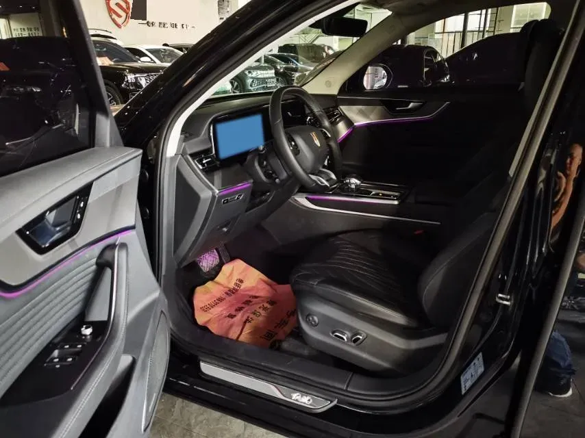 2023 HongQi HS5 2.0T 252HP L4 8AT,autocango,china used car exporter,china ev exporter,chinese used car exporter,chinese used ev exporter