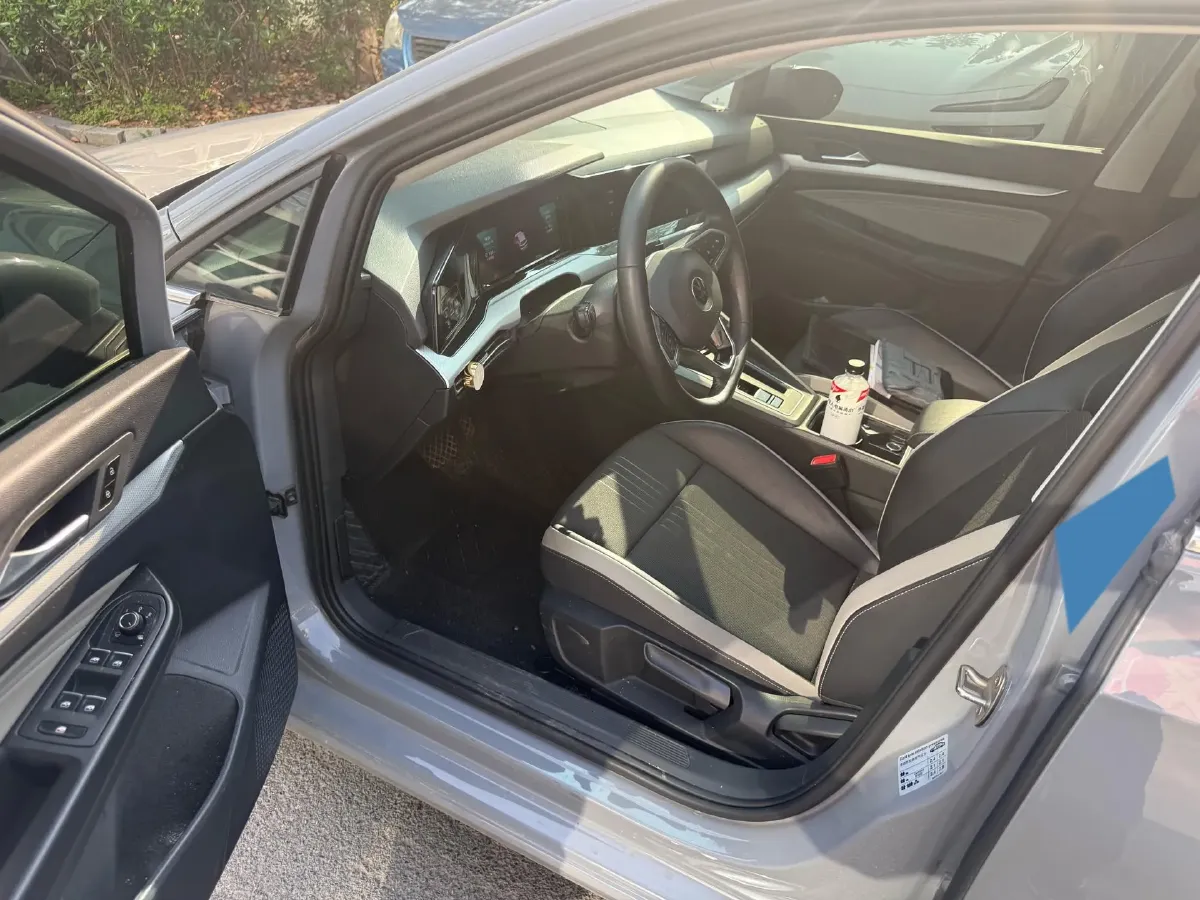 2021 Volkswagen Golf 1.4T 150HP L4 7DCT,autocango,china used car exporter,china ev exporter,chinese used car exporter,chinese used ev exporter