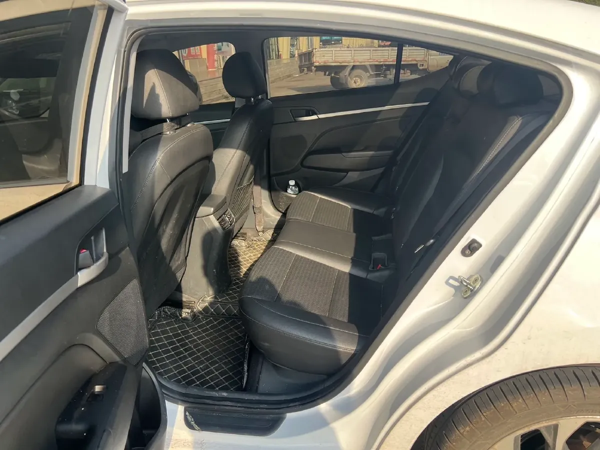 2019 Hyundai Elantra 1.5L 115HP L4 CVT,autocango,china used car exporter,china ev exporter,chinese used car exporter,chinese used ev exporter