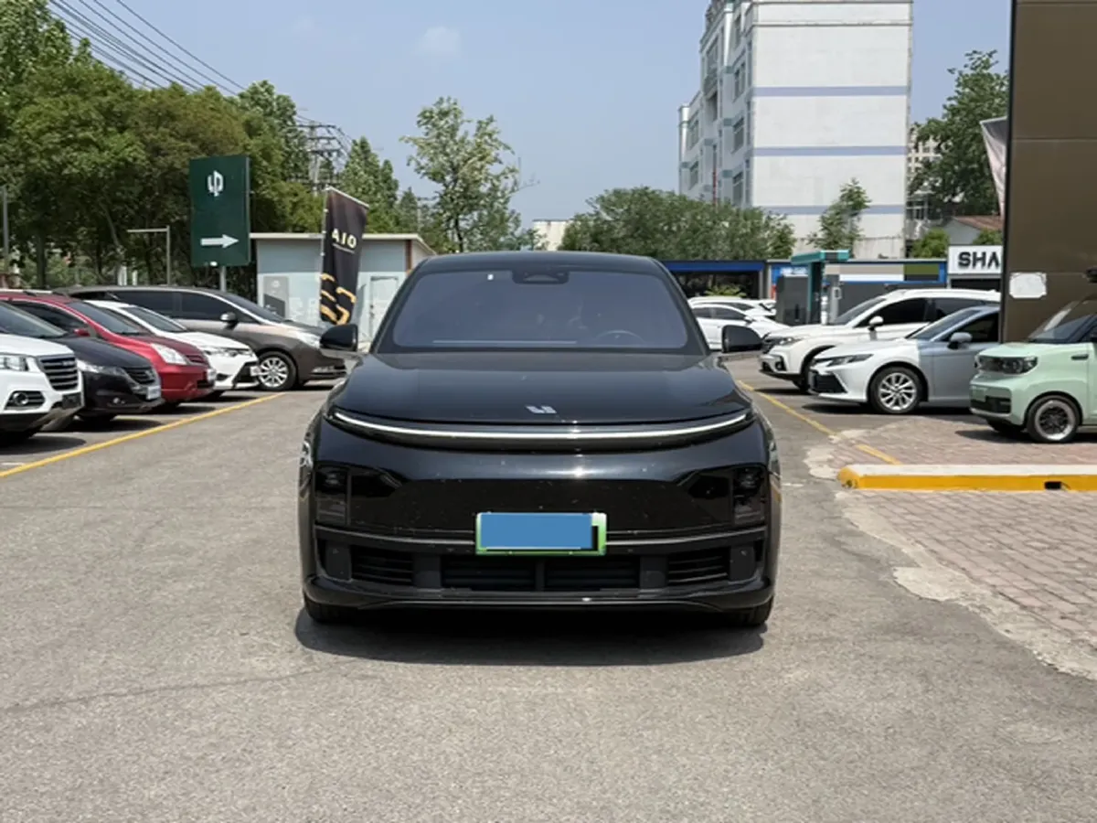 2024 Li L7 Range Extended 154HP REEV 42.8KWH,autocango,china used car exporter,china ev exporter,chinese used car exporter,chinese used ev exporter