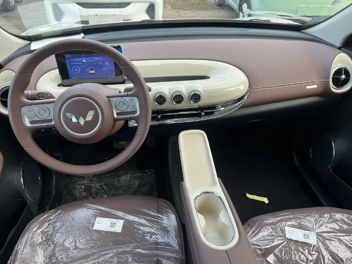 2025 WuLing HongGuang New Energy REEV 99HP REEV,autocango,china used car exporter,china ev exporter,chinese used car exporter,chinese used ev exporter