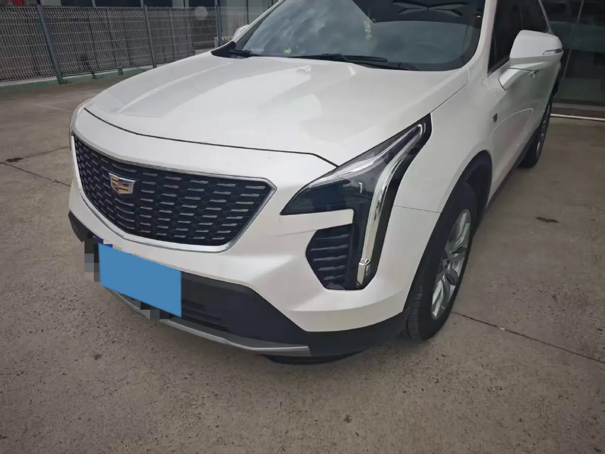 2021 Cadillac XT4 2.0T 237HP L4 9AT,autocango,china used car exporter,china ev exporter,chinese used car exporter,chinese used ev exporter