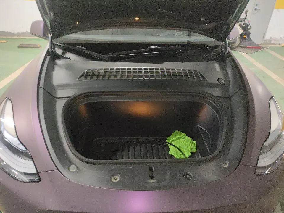 2022 Tesla Model Y BEV 60KWH,autocango,china used car exporter,china ev exporter,chinese used car exporter,chinese used ev exporter