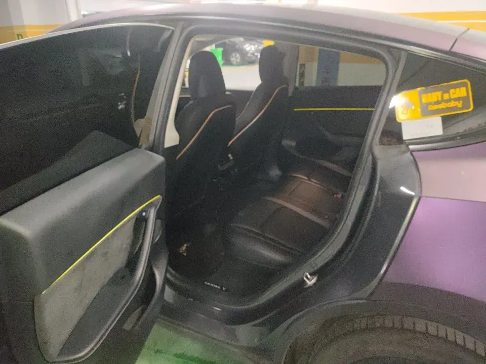 2022 Tesla Model Y BEV 60KWH,autocango,china used car exporter,china ev exporter,chinese used car exporter,chinese used ev exporter