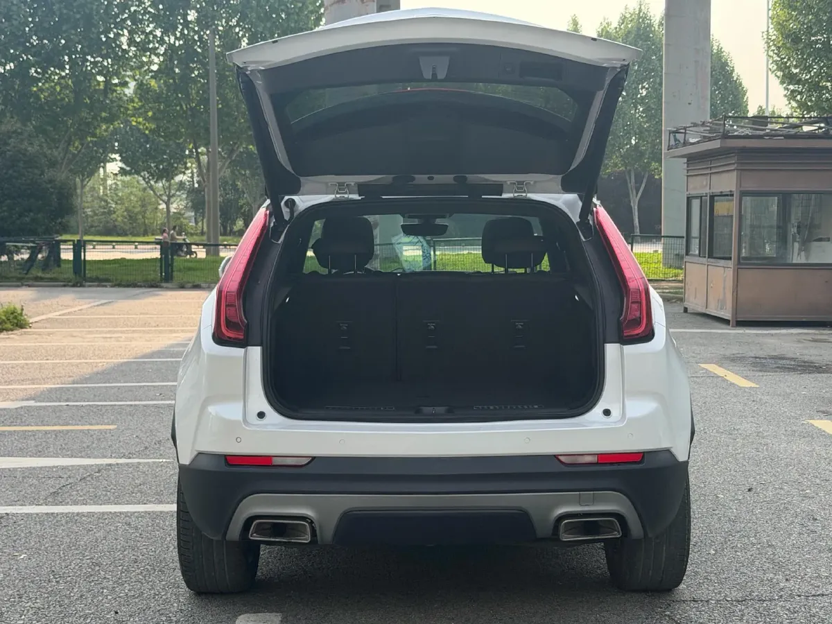 2020 Cadillac XT4 2.0T 241HP L4 9AT,autocango,china used car exporter,china ev exporter,chinese used car exporter,chinese used ev exporter