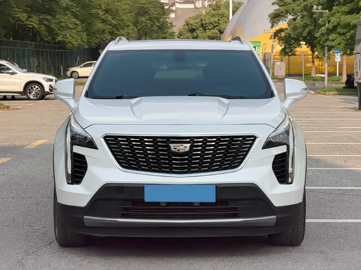 2020 Cadillac XT4 2.0T 241HP L4 9AT,autocango,china used car exporter,china ev exporter,chinese used car exporter,chinese used ev exporter