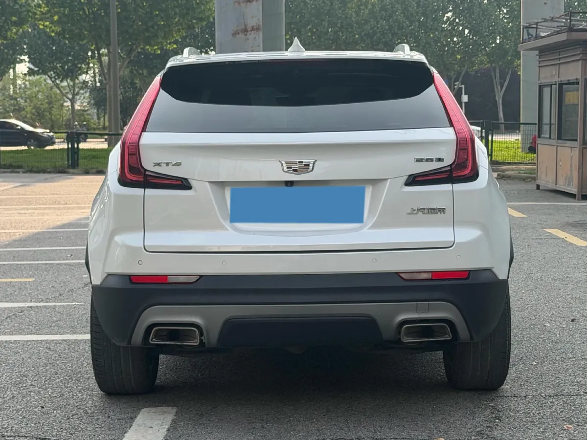 2020 Cadillac XT4 2.0T 241HP L4 9AT,autocango,china used car exporter,china ev exporter,chinese used car exporter,chinese used ev exporter