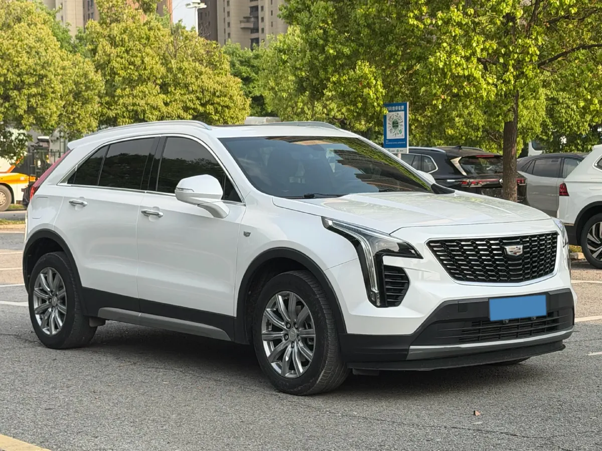 2020 Cadillac XT4 2.0T 241HP L4 9AT,autocango,china used car exporter,china ev exporter,chinese used car exporter,chinese used ev exporter