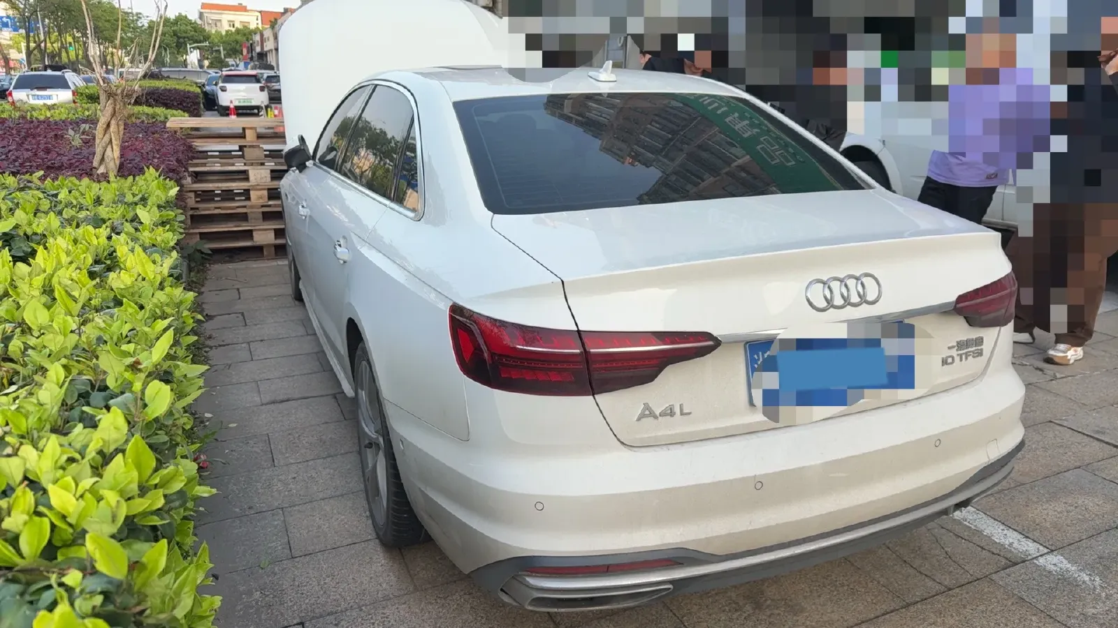 2020 Audi A4L 2.0T 190HP L4 7DCT,autocango,china used car exporter,china ev exporter,chinese used car exporter,chinese used ev exporter