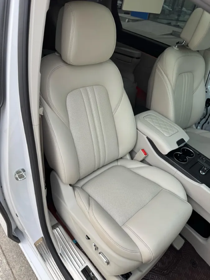 2021 Buick GL8 2.0T 237HP L4 9AT,autocango,china used car exporter,china ev exporter,chinese used car exporter,chinese used ev exporter