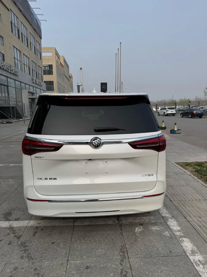 2021 Buick GL8 2.0T 237HP L4 9AT,autocango,china used car exporter,china ev exporter,chinese used car exporter,chinese used ev exporter