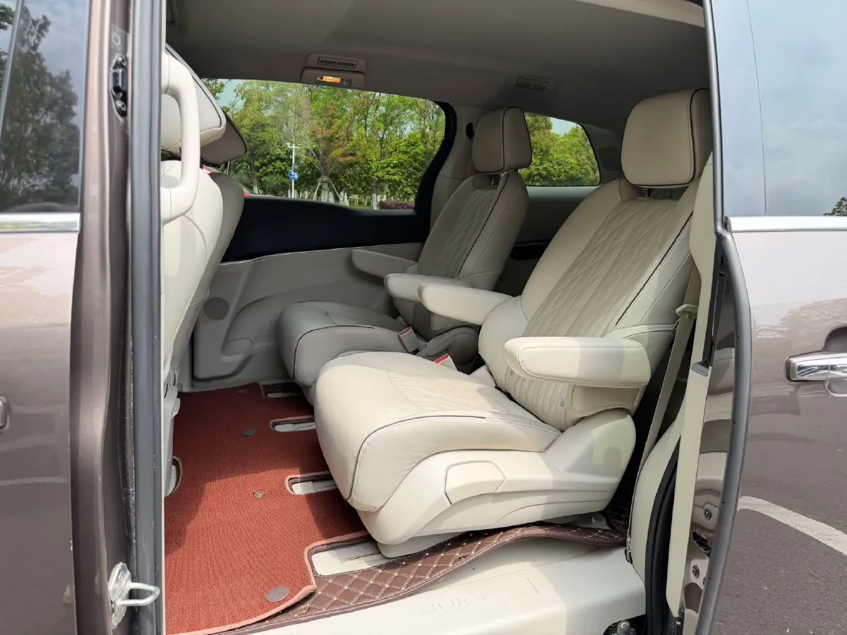 2021 Buick GL8 2.0T 237HP L4 9AT,autocango,china used car exporter,china ev exporter,chinese used car exporter,chinese used ev exporter