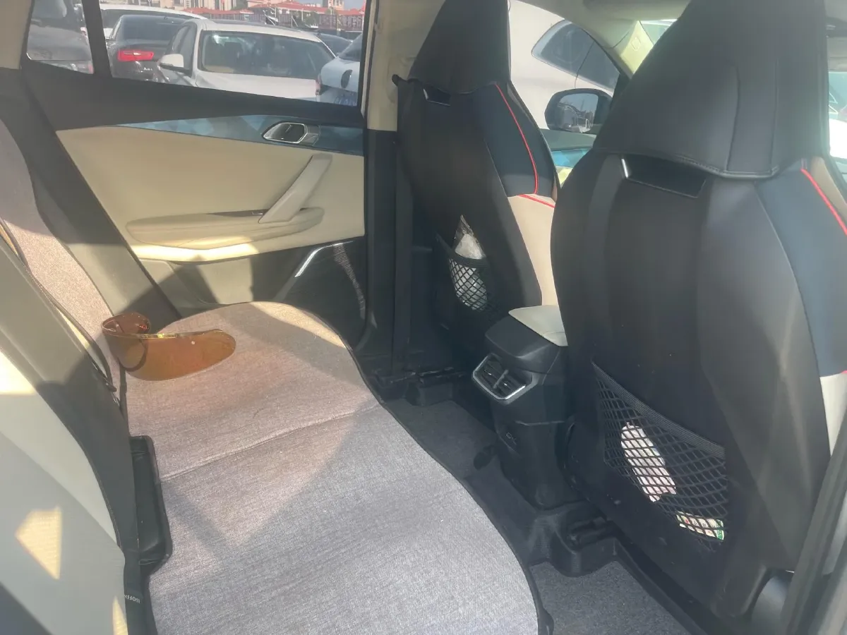 2020 LYNK&CO 06 1.5T 177HP L3 7DCT,autocango,china used car exporter,china ev exporter,chinese used car exporter,chinese used ev exporter