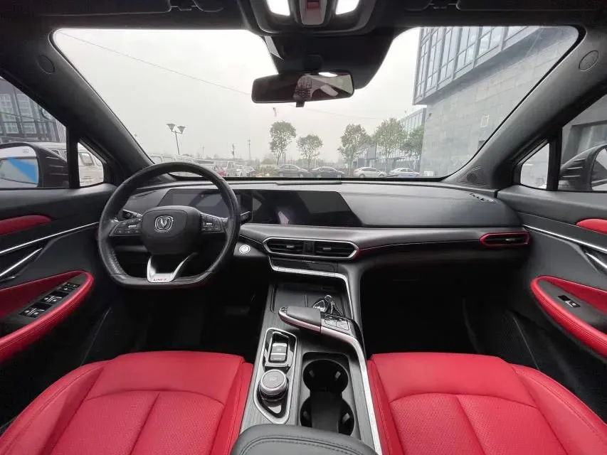 2020 ChangAn UNI-T 1.5T 180HP L4 7DCT,autocango,china used car exporter,china ev exporter,chinese used car exporter,chinese used ev exporter