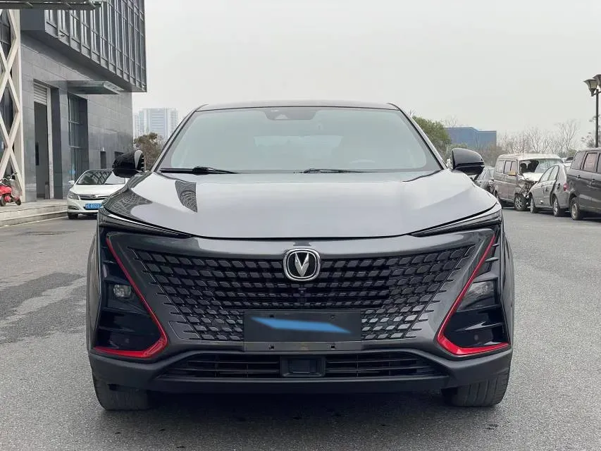 2020 ChangAn UNI-T 1.5T 180HP L4 7DCT,autocango,china used car exporter,china ev exporter,chinese used car exporter,chinese used ev exporter