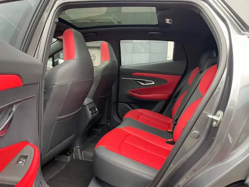 2020 ChangAn UNI-T 1.5T 180HP L4 7DCT,autocango,china used car exporter,china ev exporter,chinese used car exporter,chinese used ev exporter