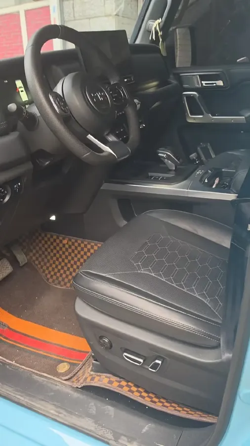 2025 212 212 T01 2.0T 252HP L4 8AT,autocango,china used car exporter,china ev exporter,chinese used car exporter,chinese used ev exporter