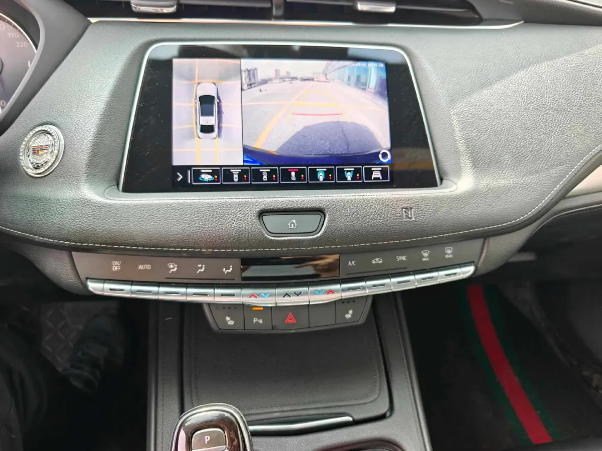 2021 Cadillac XT4 2.0T 237HP L4 9AT,autocango,china used car exporter,china ev exporter,chinese used car exporter,chinese used ev exporter